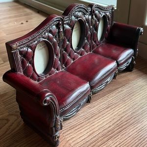 Vintage red chair frame 3D